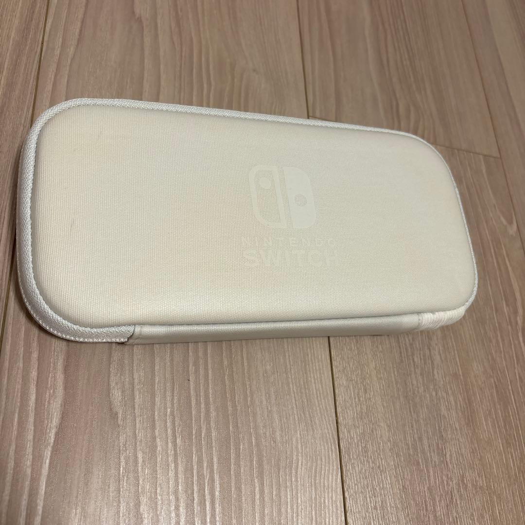 Nintendo Switch Lite　イエロー　本体　ケース付き