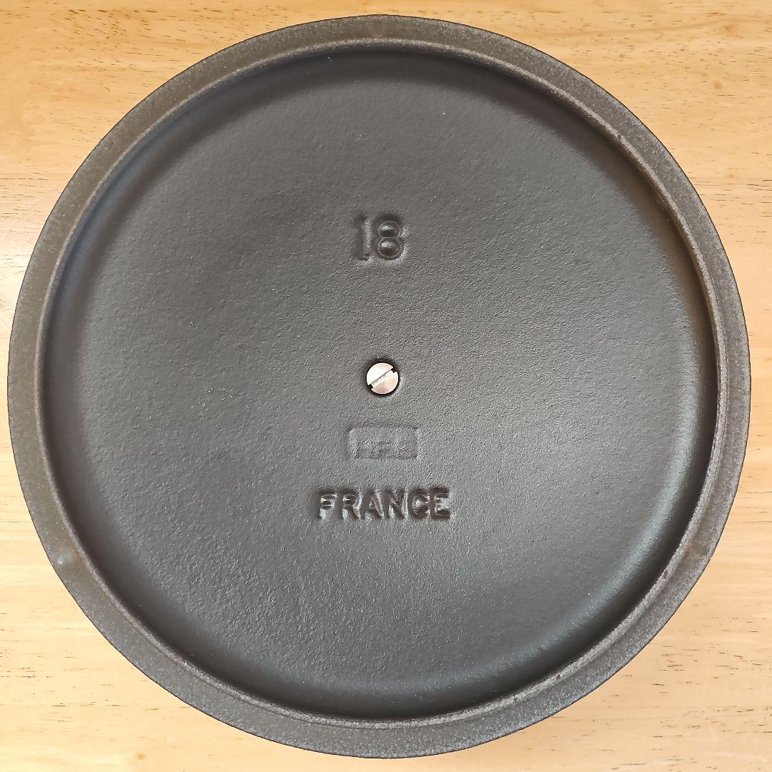 LE CREUSET　ココットロンド　両手鍋　18cm