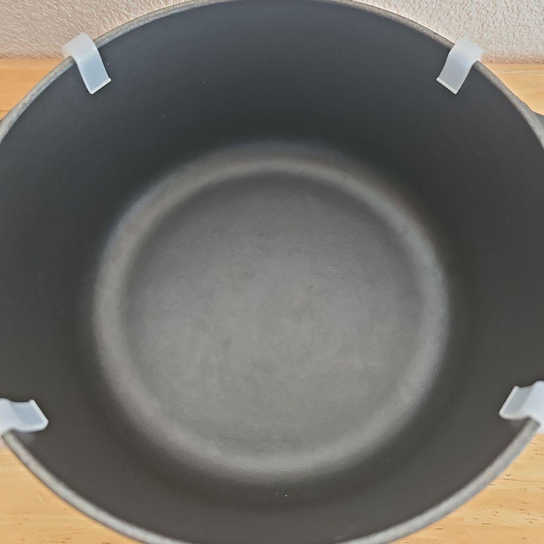 LE CREUSET　ココットロンド　両手鍋　18cm