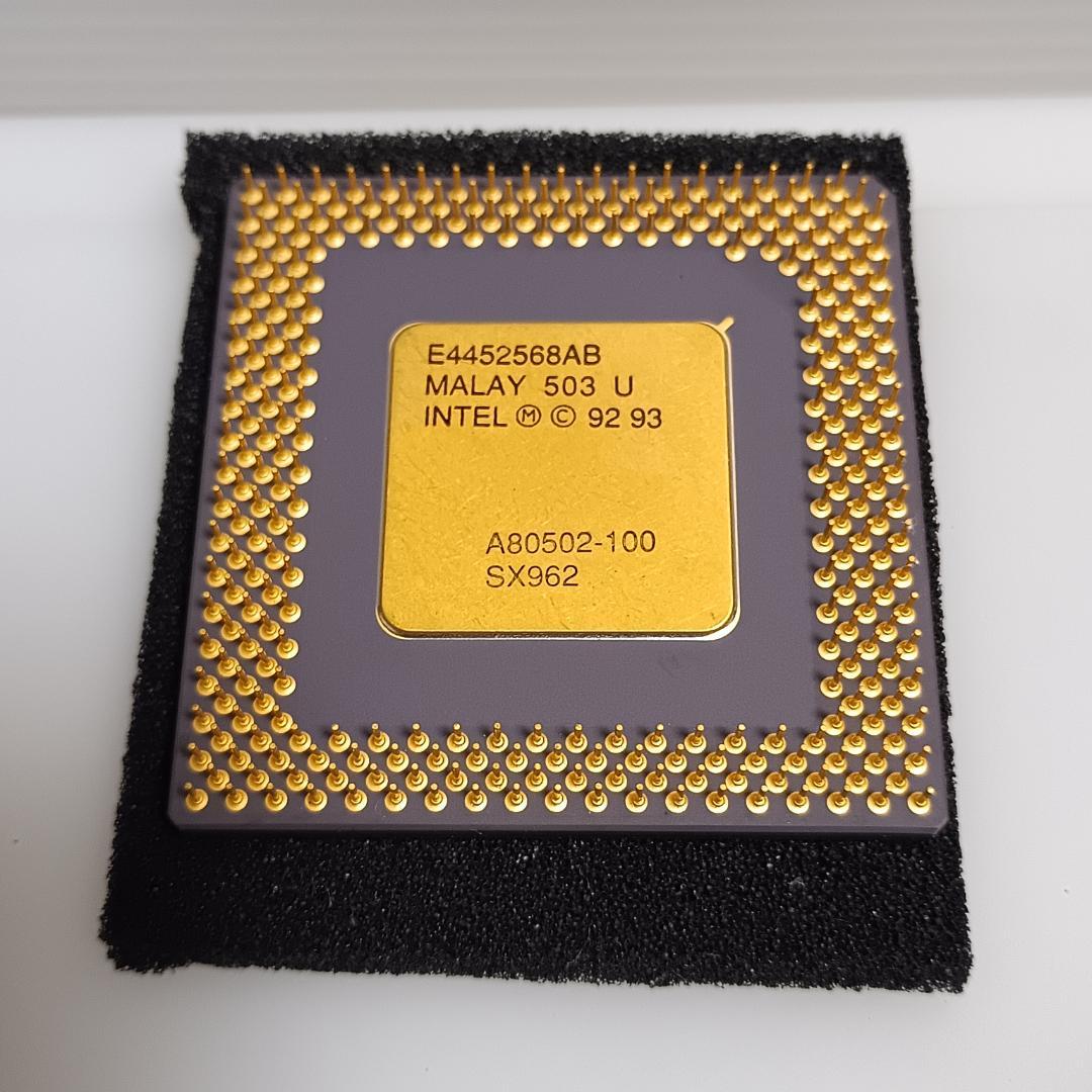 CPU Intel Pentium A80502-100