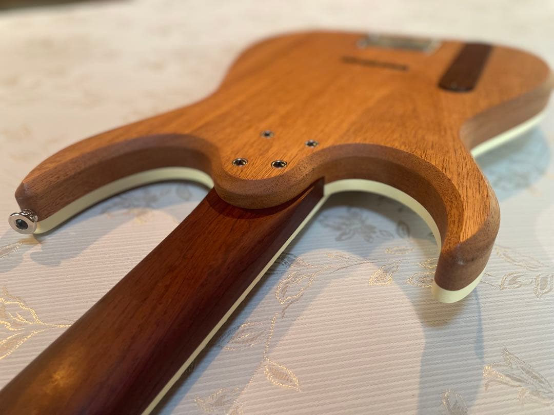 ギター blackmachine b7 clone