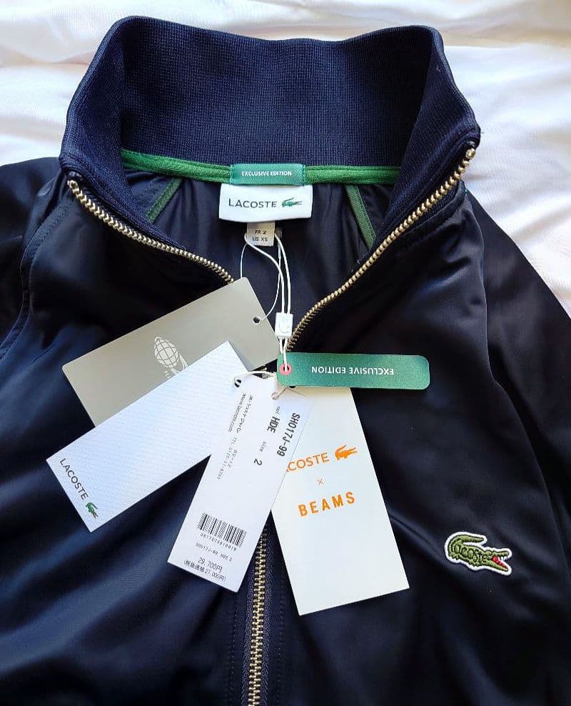 3連休特価 新品LACOSTEサテンジャケット ビームス別注 Sサイズ
