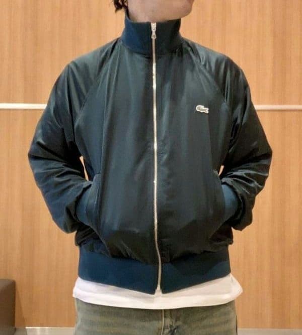 3連休特価 新品LACOSTEサテンジャケット ビームス別注 Sサイズ