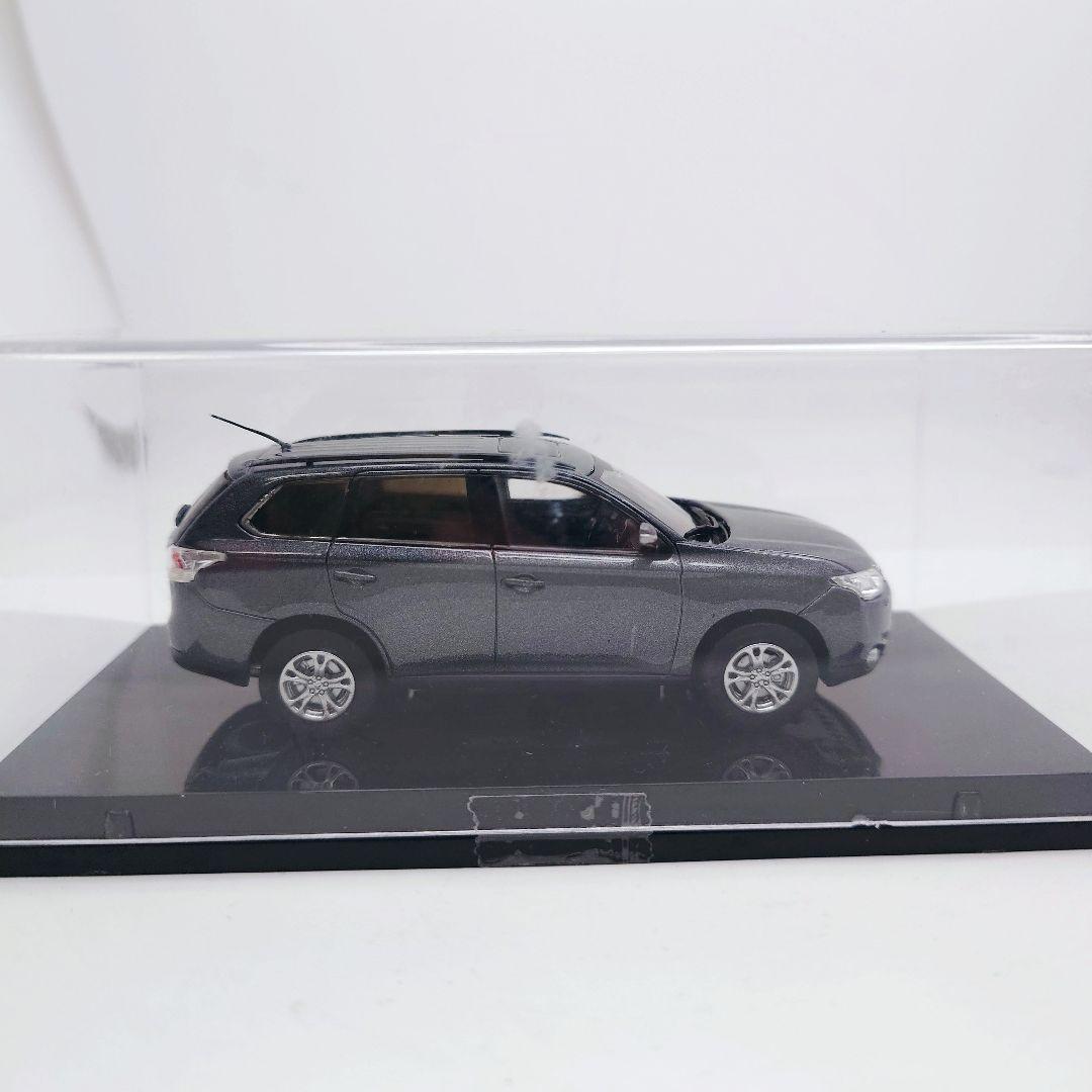 非売品 未開封 三菱 アウトランダー 1/43 ミニカー ダイキャスト