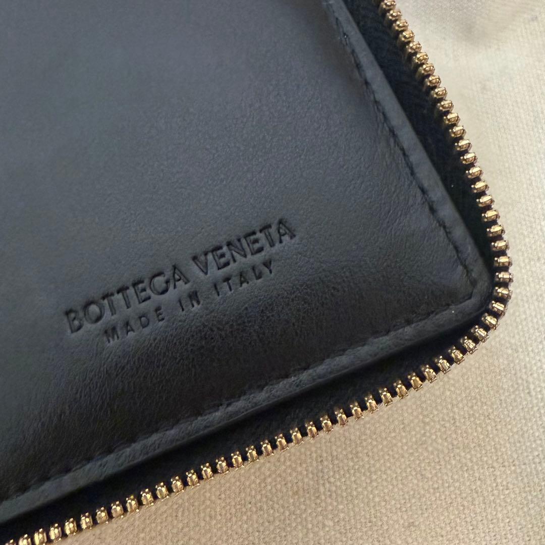 ボッテガヴェネタ　カセット　ジップアラウンドウォレット 二つ折り財布　レザー