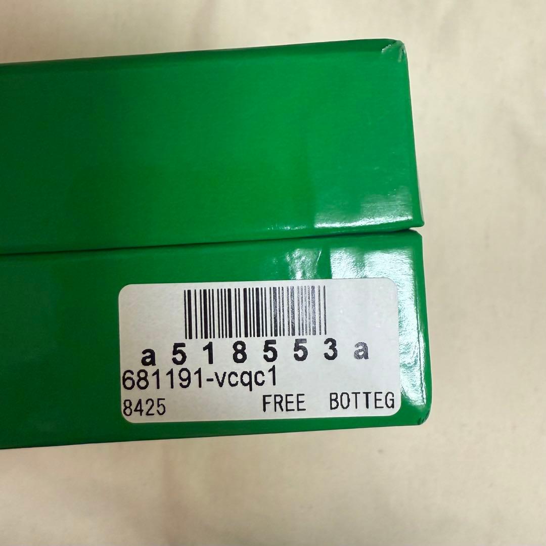 ボッテガヴェネタ　カセット　ジップアラウンドウォレット 二つ折り財布　レザー