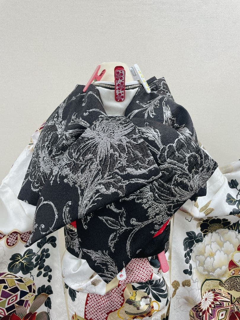 この振袖フルセットとラベンダーフルセット
