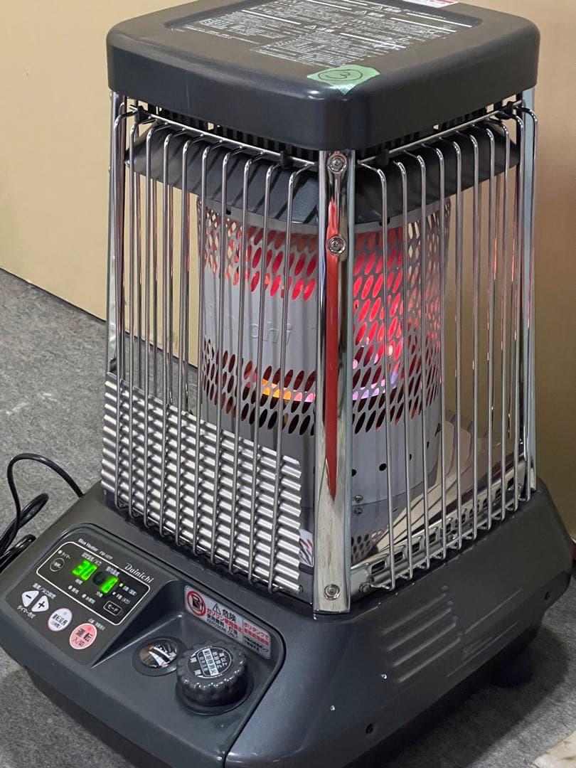 ストーブ　ダイニチ　ブルヒーター　中古　業務　107 ⓷