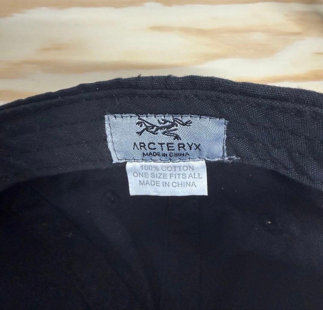 Old ARC’TERYX Black logo cap