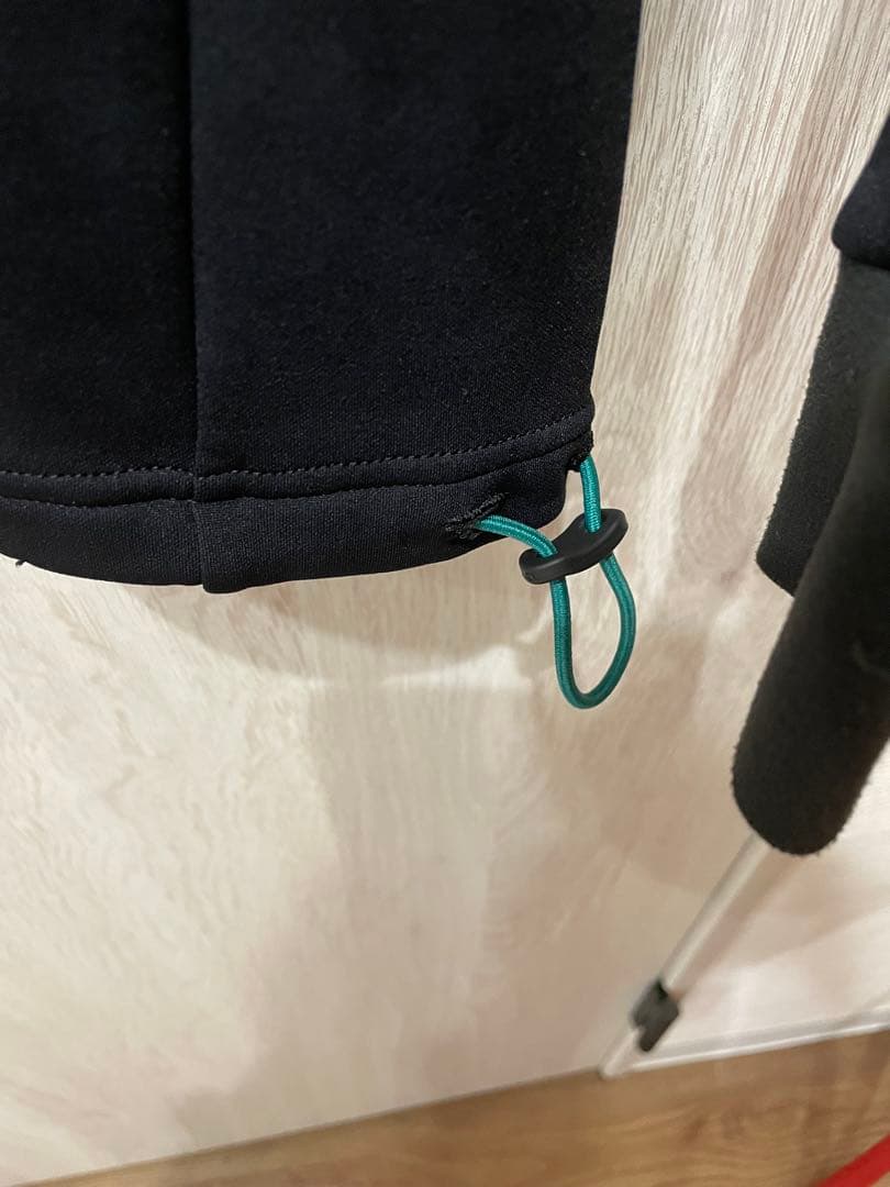 MARK & LONA Arco Mock Neck Topブラック サイズM
