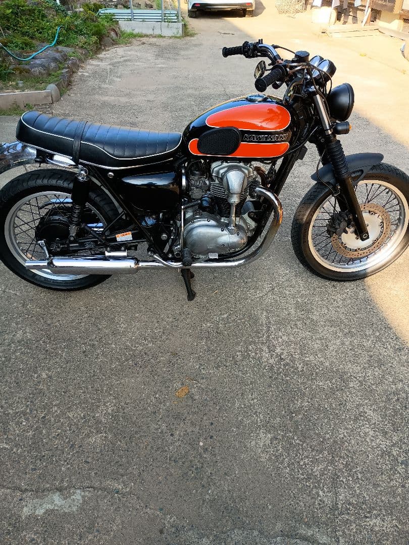 カワサキ　W650 純正シート