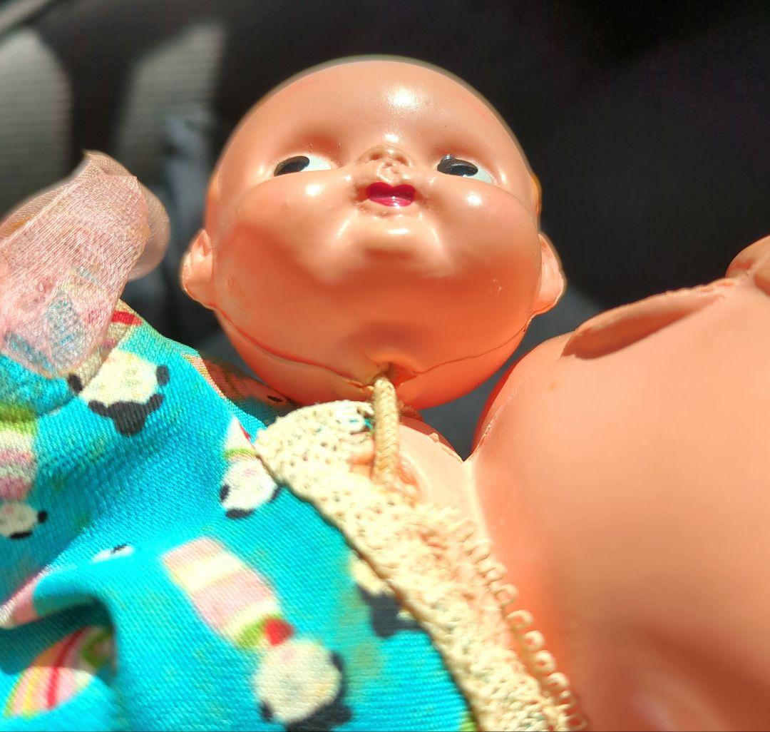 か*ぱ様 赤ちゃんをおんぶしたお人形　昭和レトロ
