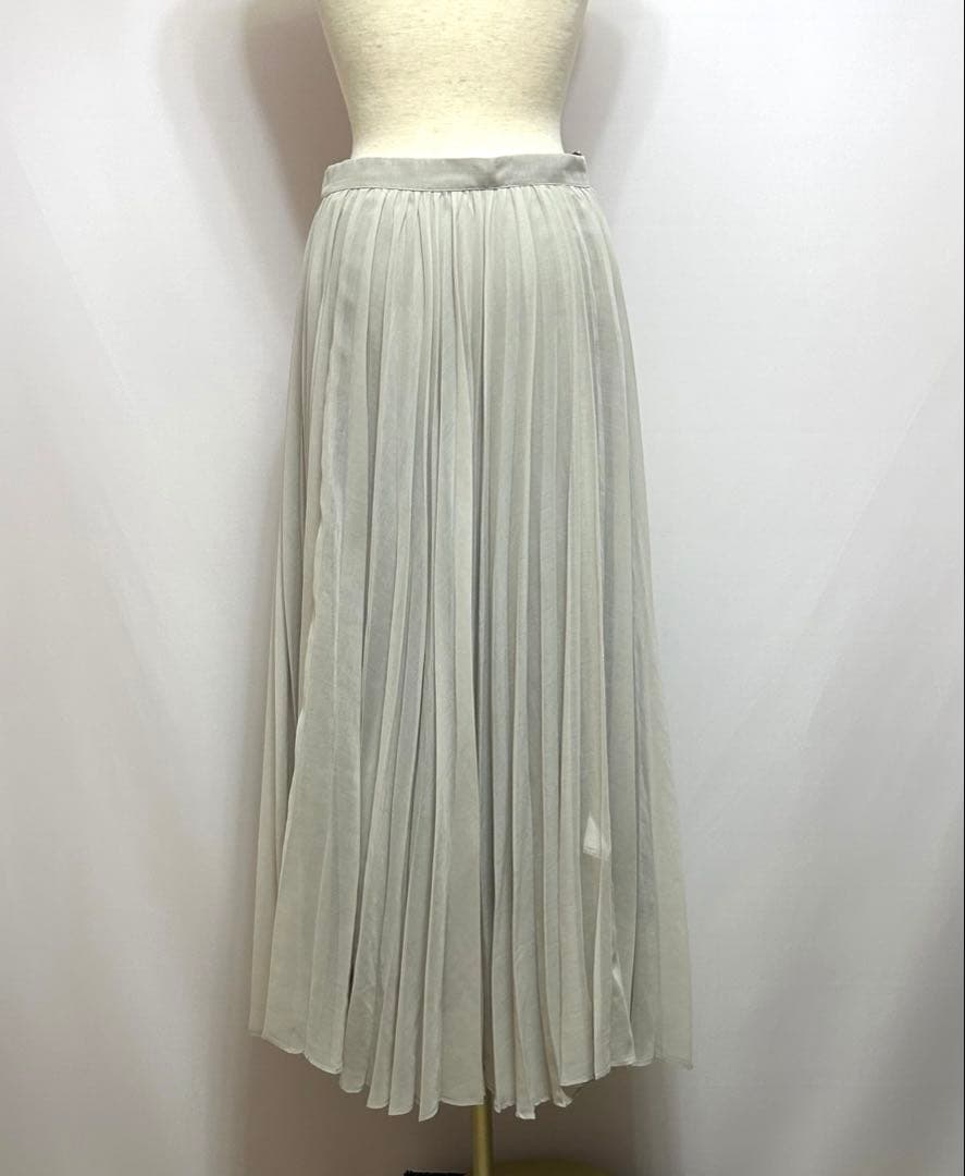 ebure ロングプリーツスカート(Beige)