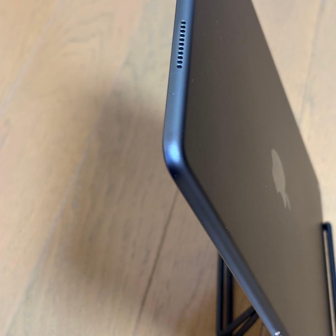 Apple iPad Air第三世代スペースグレーバッテリー83%難あり