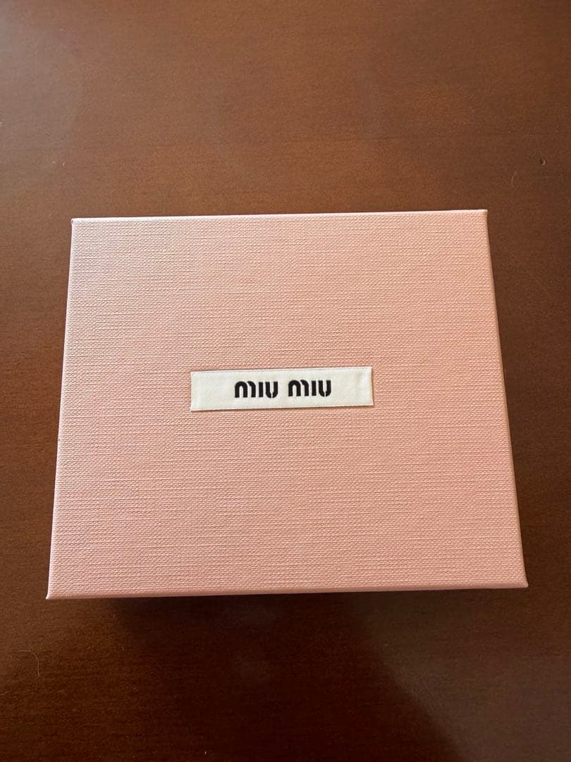 miu miu ブラウン三つ折り財布