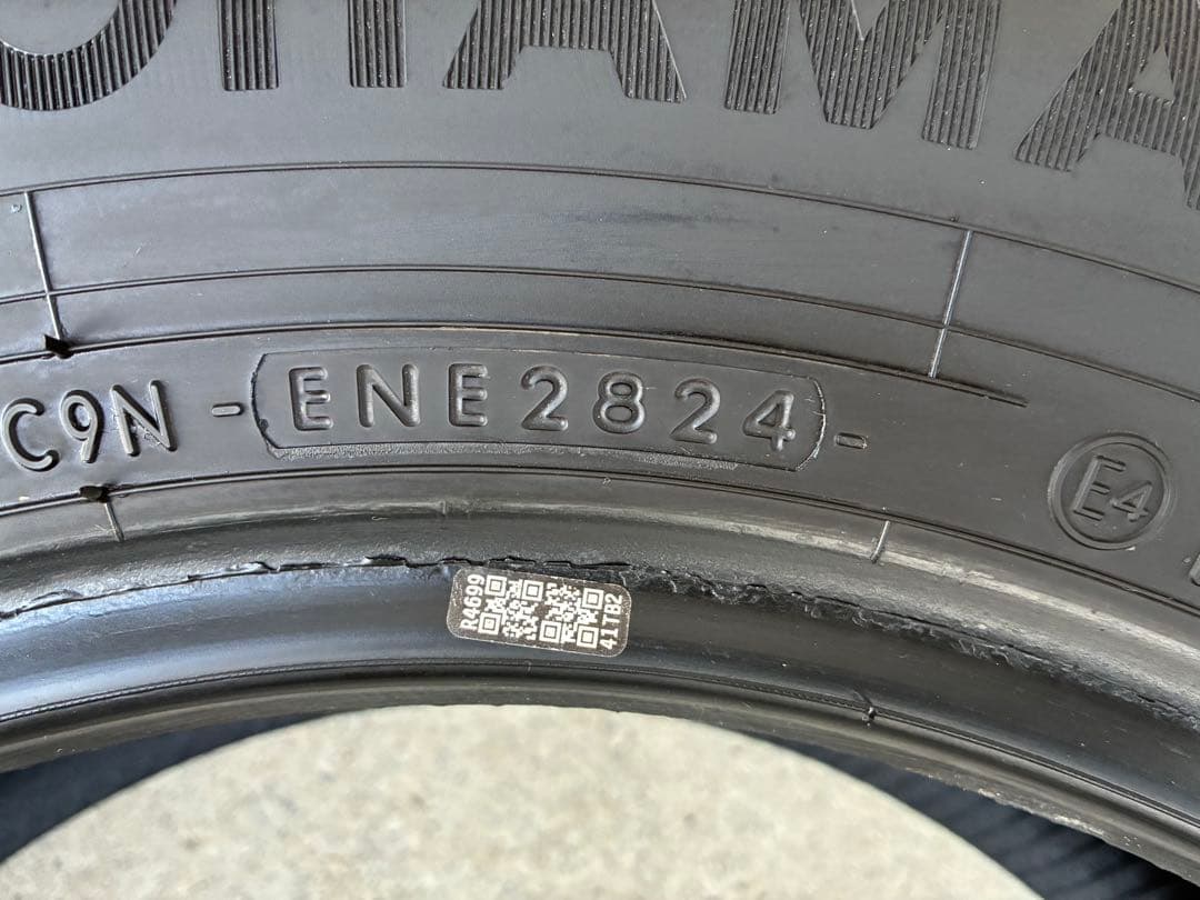 【送料込】24年バリ溝 スタッドレスタイヤ195/65R15 IG60 4本