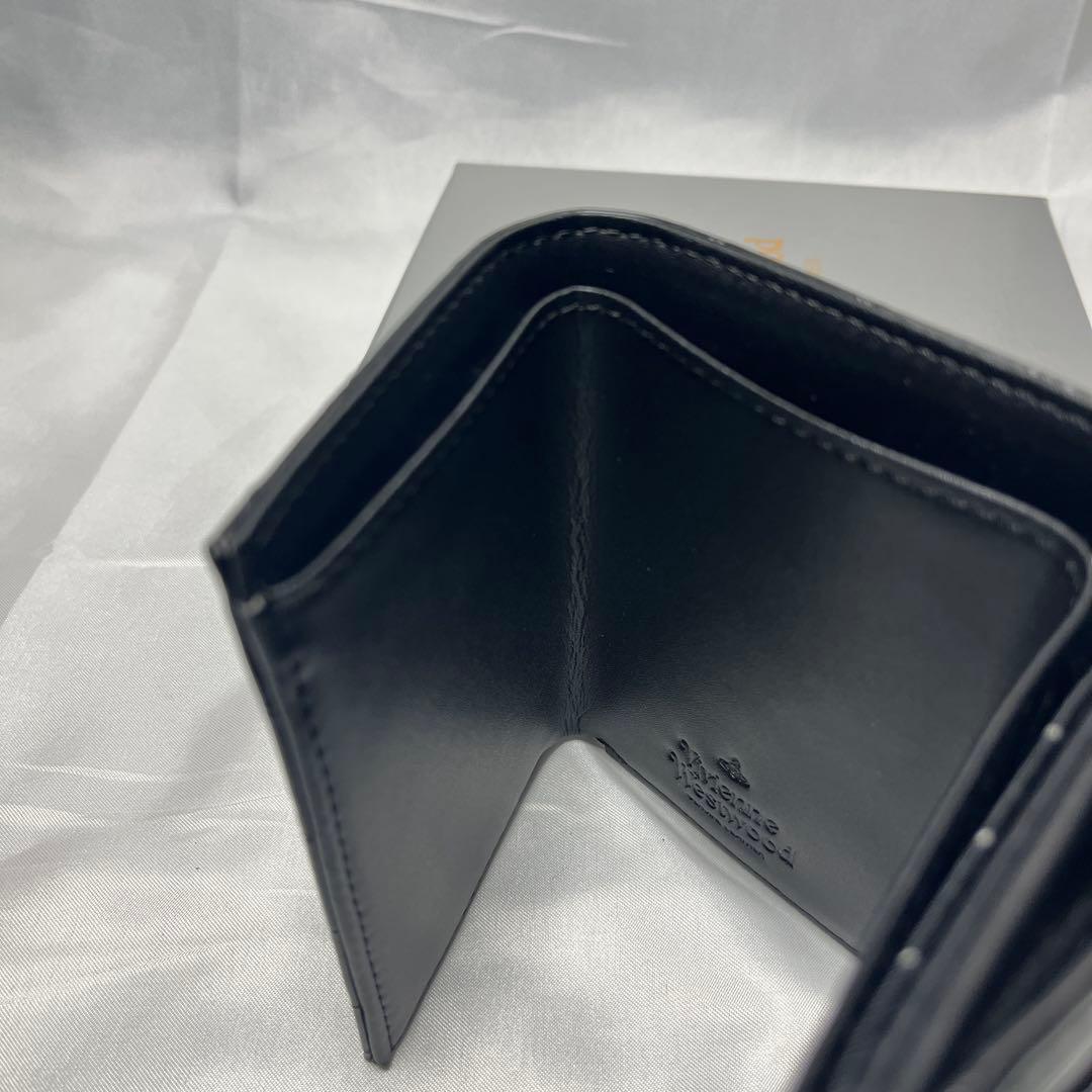 新品Vivienne Westwood黒 三折り財布 クロコダイル柄バレンタイン