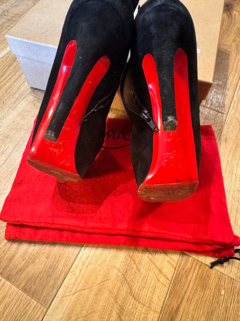 Christian Louboutin 黒スエードブーツ 36サイズ