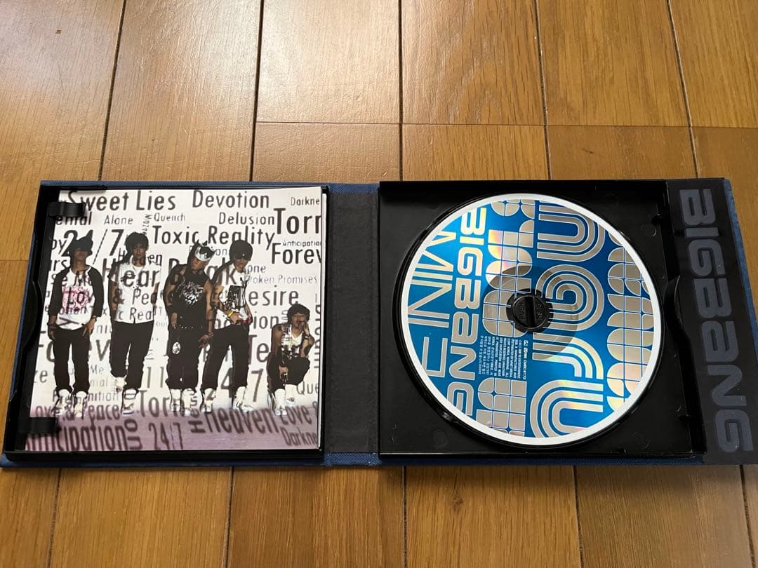 BIGBANG MINI.3 【 STAND UP 】 CD 3Dペーパー