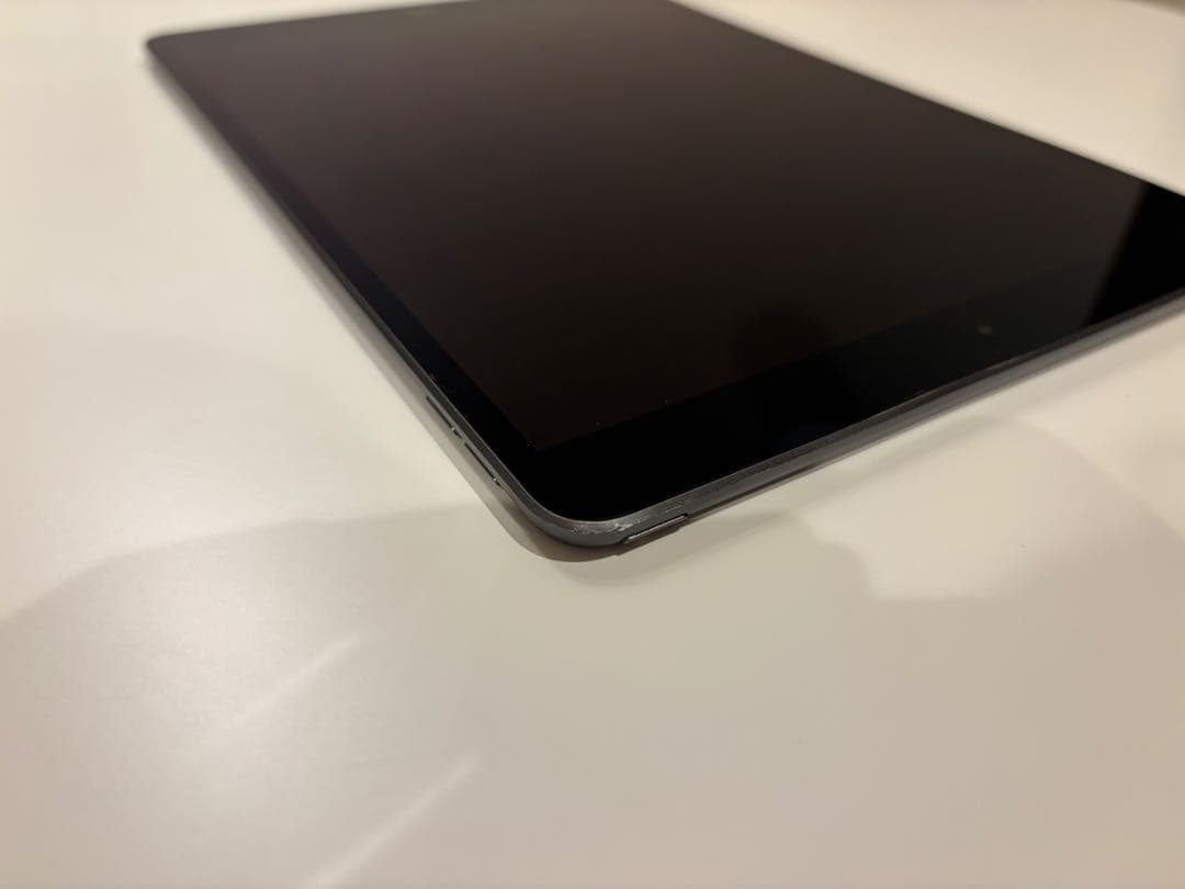 iPad Air (第3世代) 64GB Wi-Fiモデル グレー
