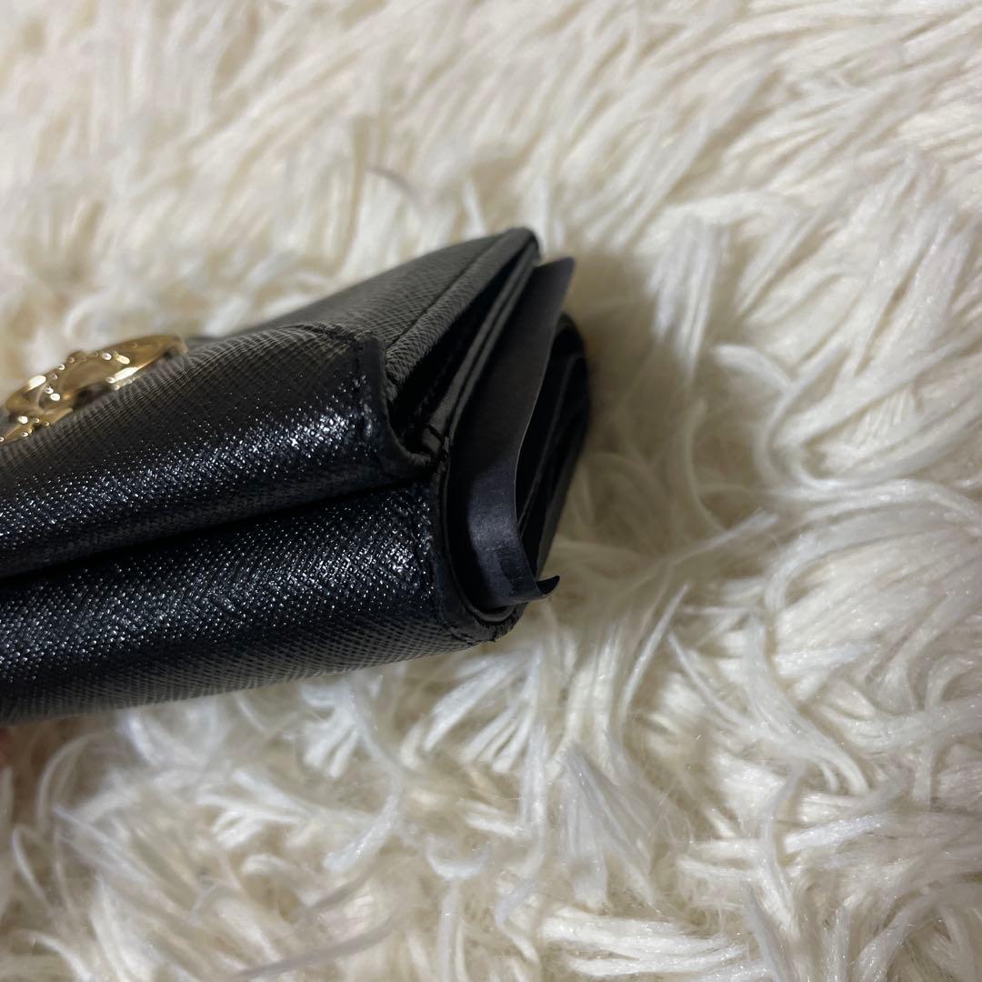 美品✨ ヴィヴィアンウエストウッド 三つ折り財布 レザー レター型