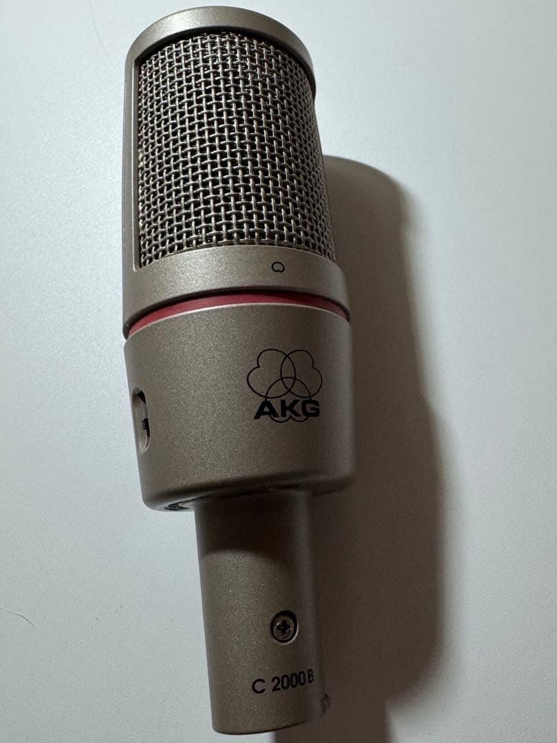 【完動品】AKG C 2000 B コンデンサーマイク 専用ハードケース付き