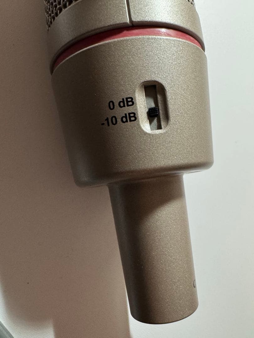【完動品】AKG C 2000 B コンデンサーマイク 専用ハードケース付き