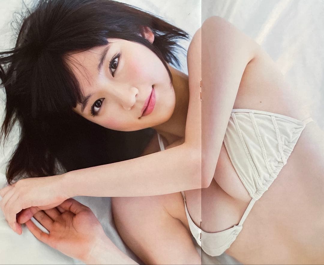 吉岡里帆　初期　水着　グラビア 掲載　週刊　プレイボーイ