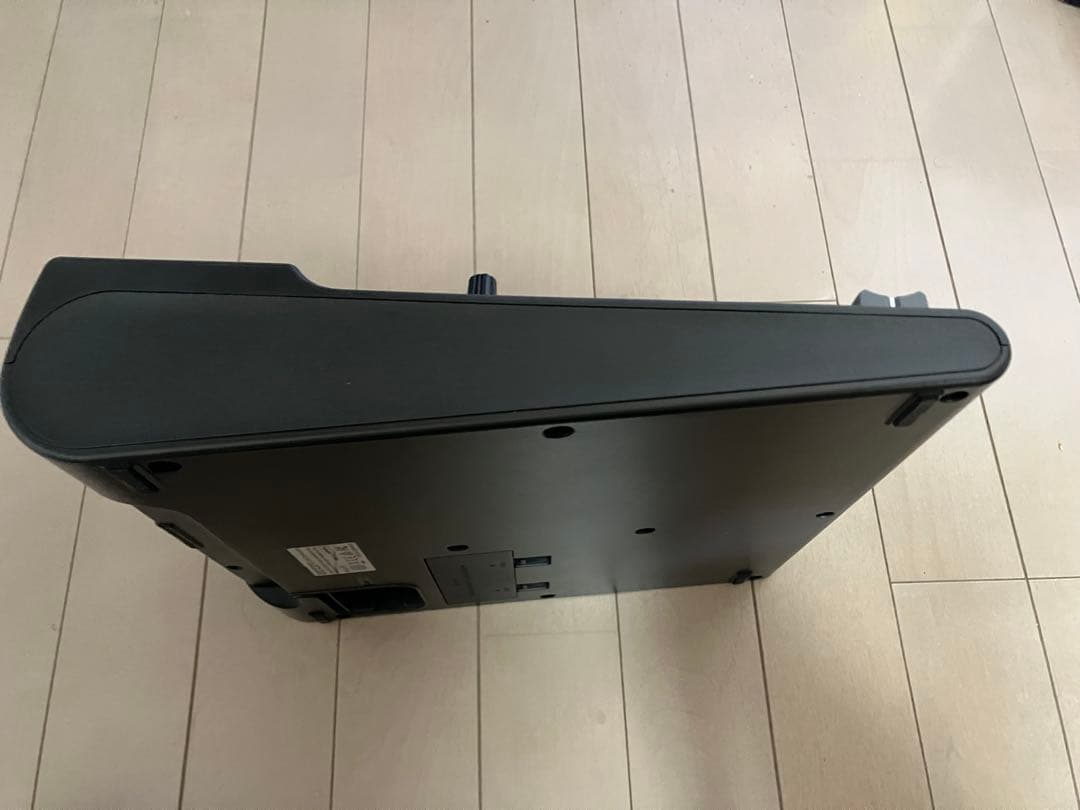 Zoom LiveTrak L-8 デジタルミキサー