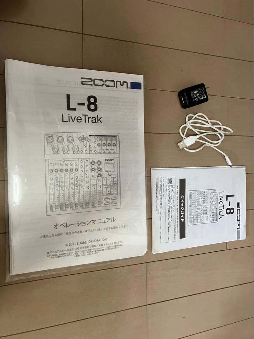 Zoom LiveTrak L-8 デジタルミキサー