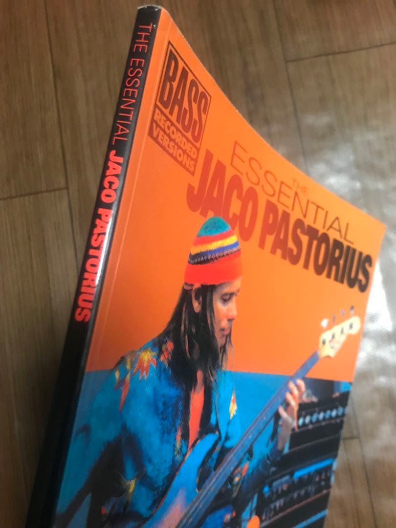 THE ESSENTIAL JACO PASTORIUS ベース　楽譜　タブ譜