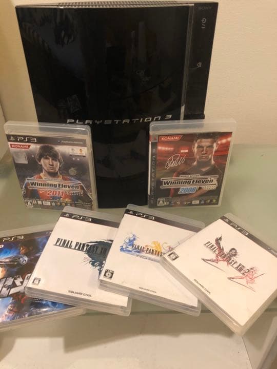 美品　PS3 初期版　60G ソフト６本付き　リモコン2つ付き