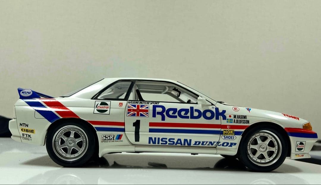 ジャンク。ニッサン スカイライン R32 Gr.A 1990 #1 リーボック