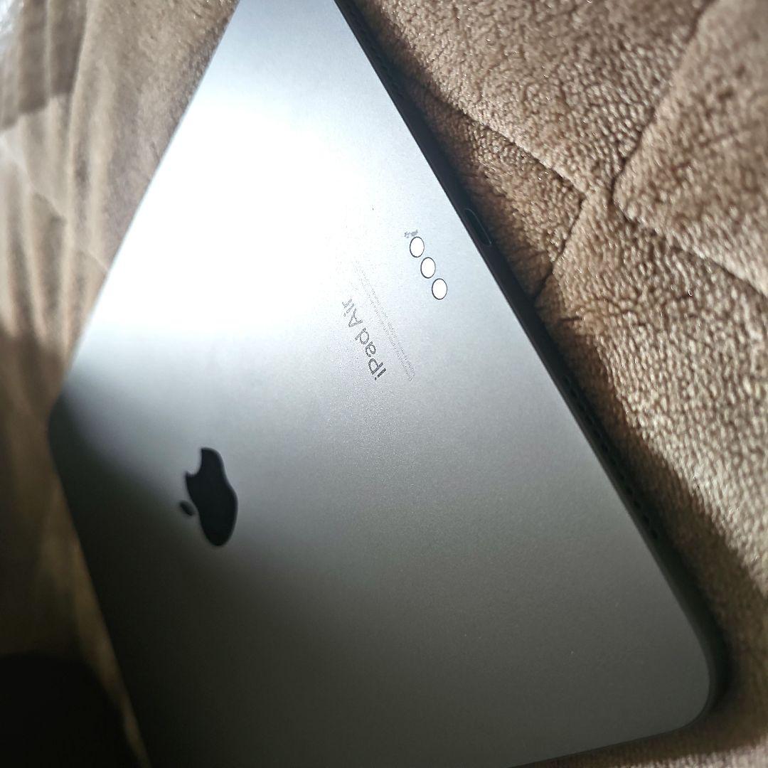 ナ*郎様 【美品】iPadAir第5世代　M1 Wi-Fiモデル