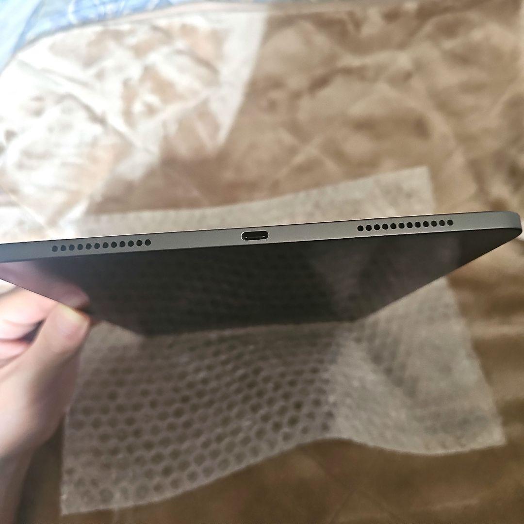 ナ*郎様 【美品】iPadAir第5世代　M1 Wi-Fiモデル