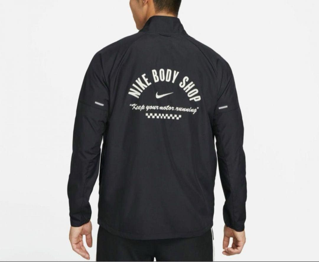 【新品未使用・タグ付き】ナイキ　ウインドジャケット　NIKE　Lサイズ