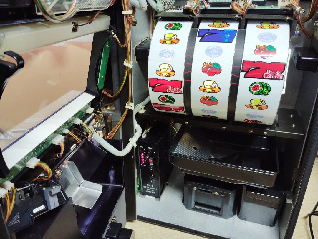 パチスロ実機 希少 4号機 レトロ リオデカーニバル 仕様機