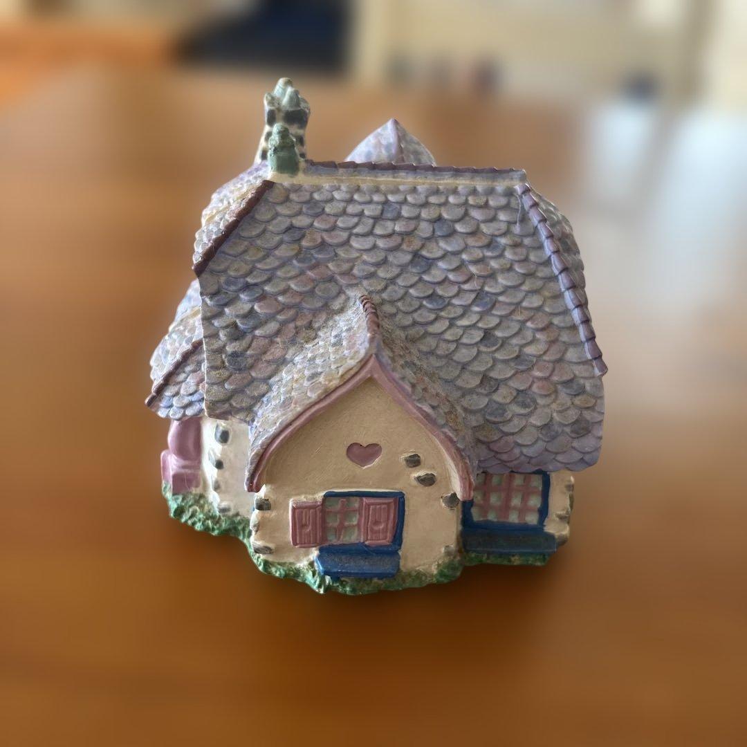 Disney トゥーンタウン　ミニーマウスの家