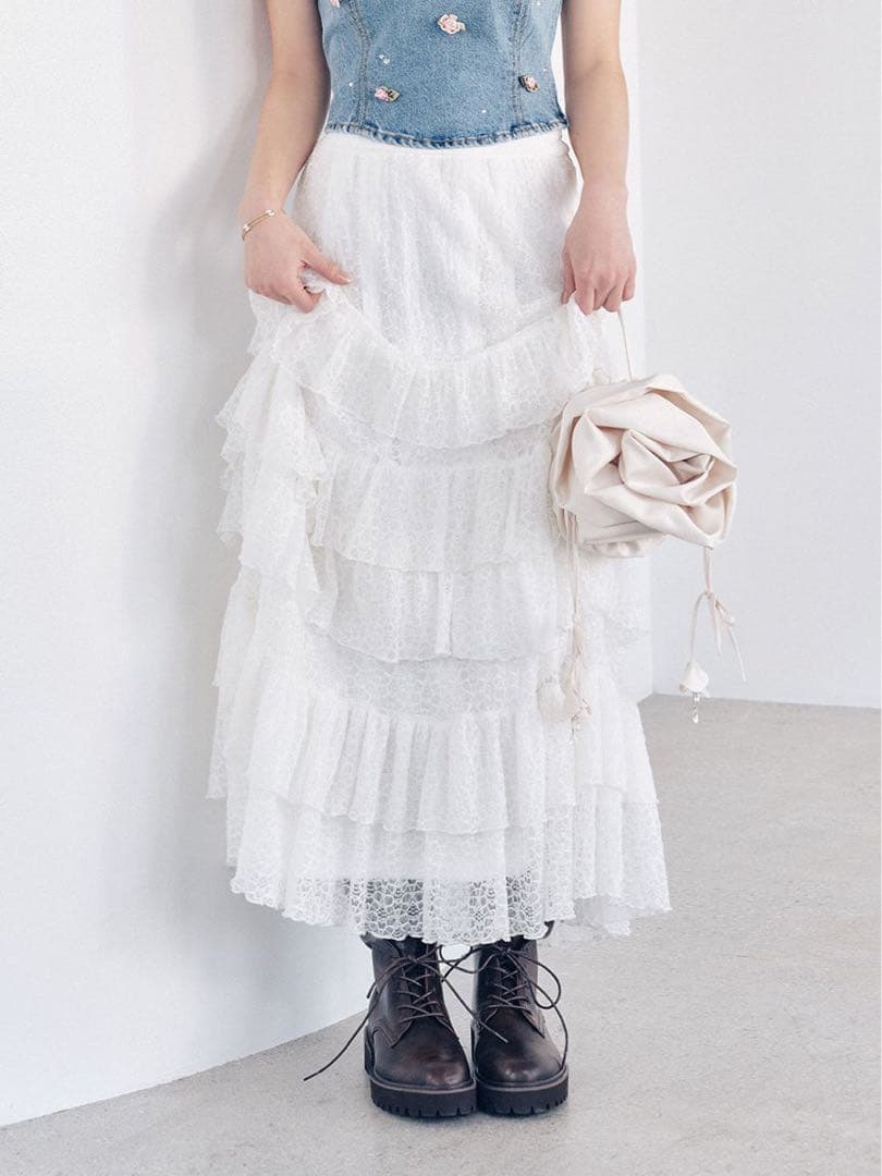 LILY BROWN ステップフリルシアースカート