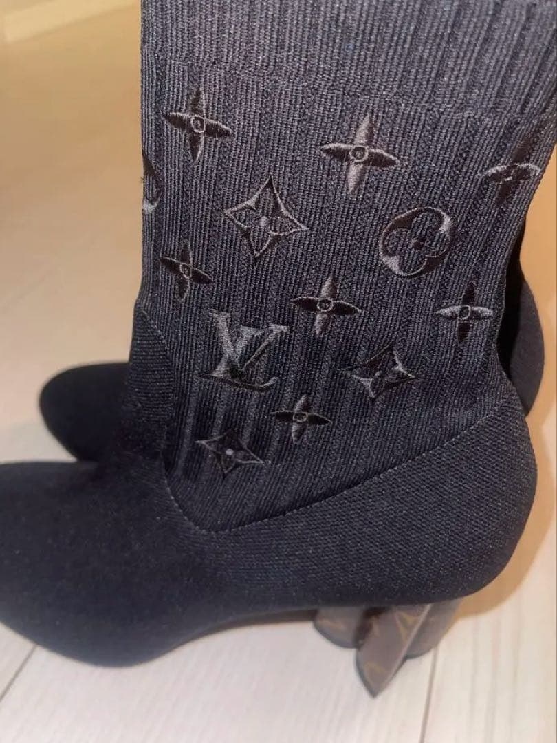 ルイヴィトン　LouisVuitton シルエット アンクルブーツ