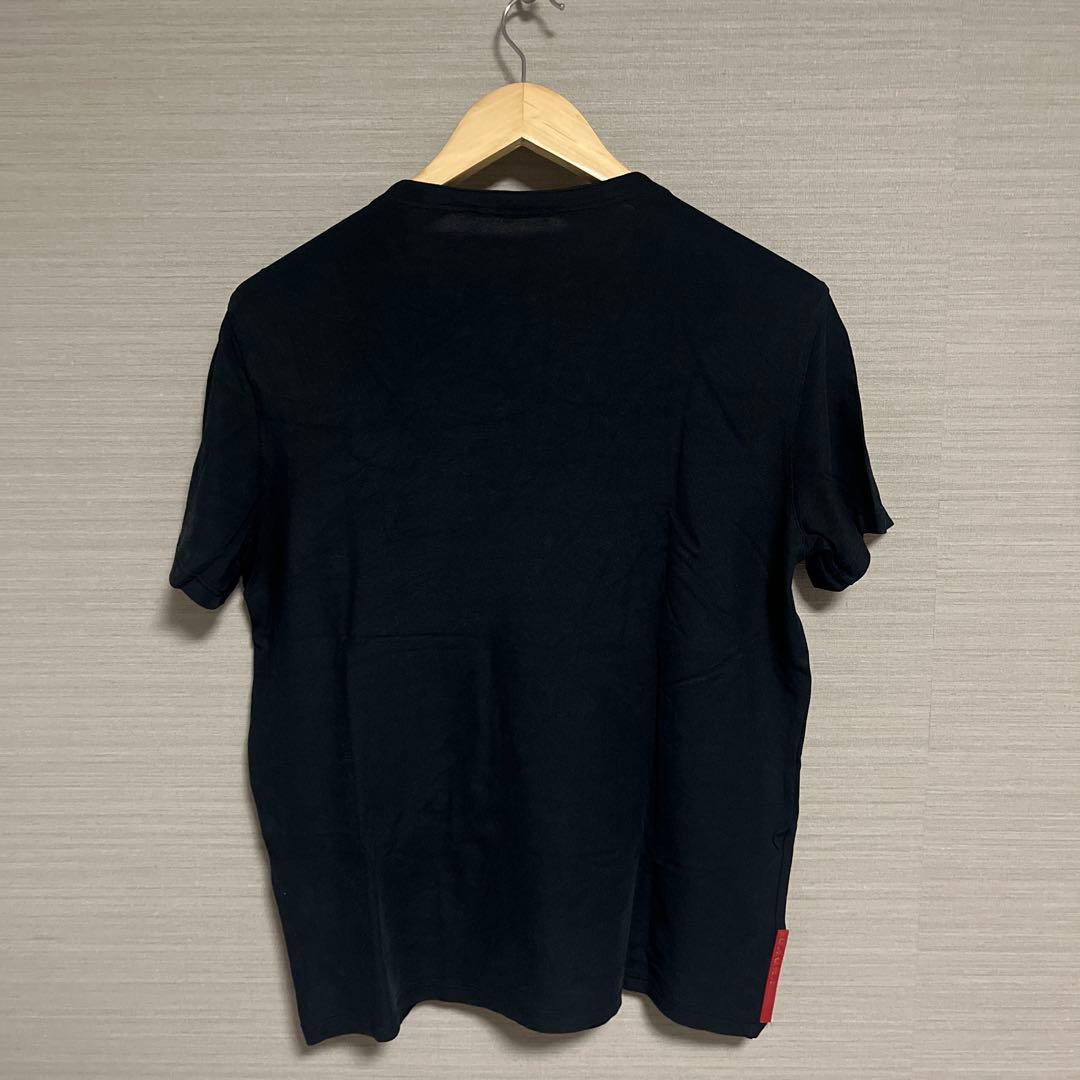 プラダ　Tシャツ