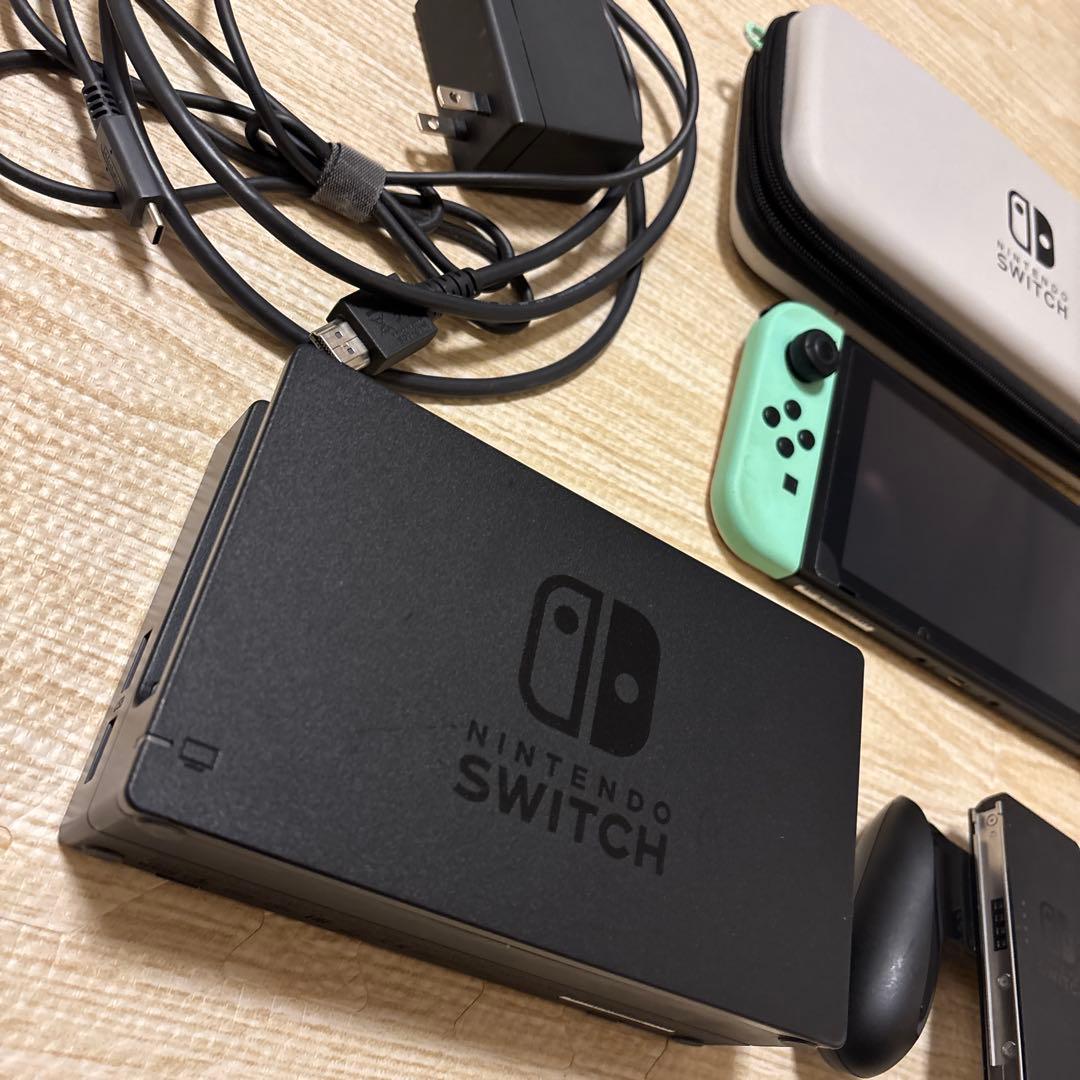 Nintendo Switch 本体と付属品　どうぶつの森デザイン