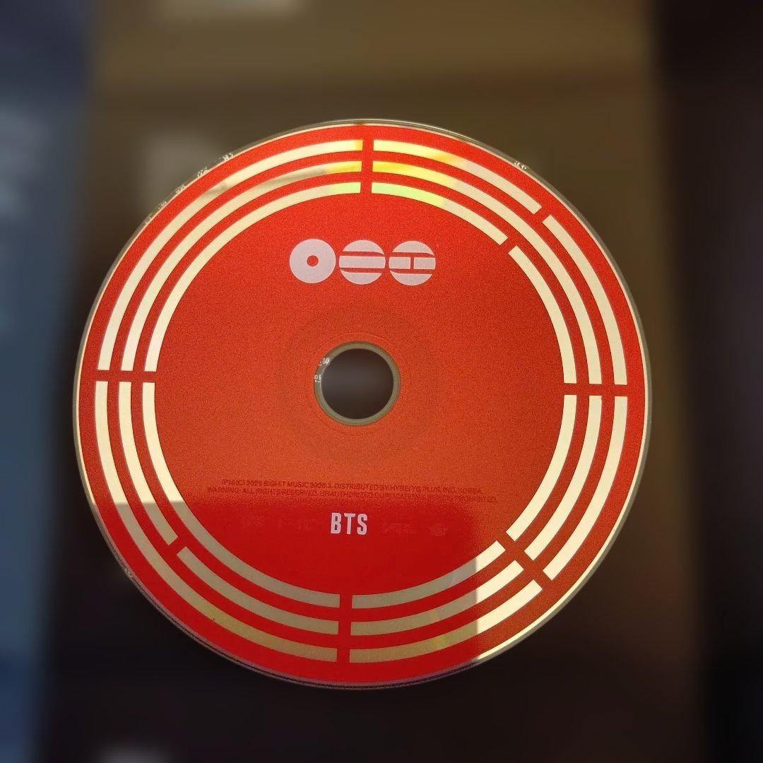 ほぼ新品！BTS アルバムCD「ARIRANG亅（LIVING LEGEND）