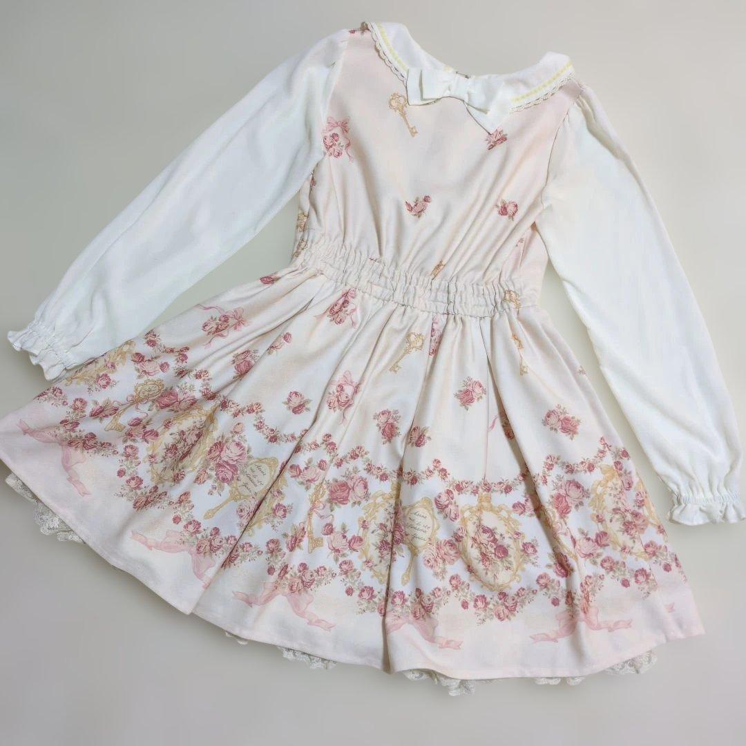 ⭐️極美品⭐️リズリサ　キーフレームワンピース