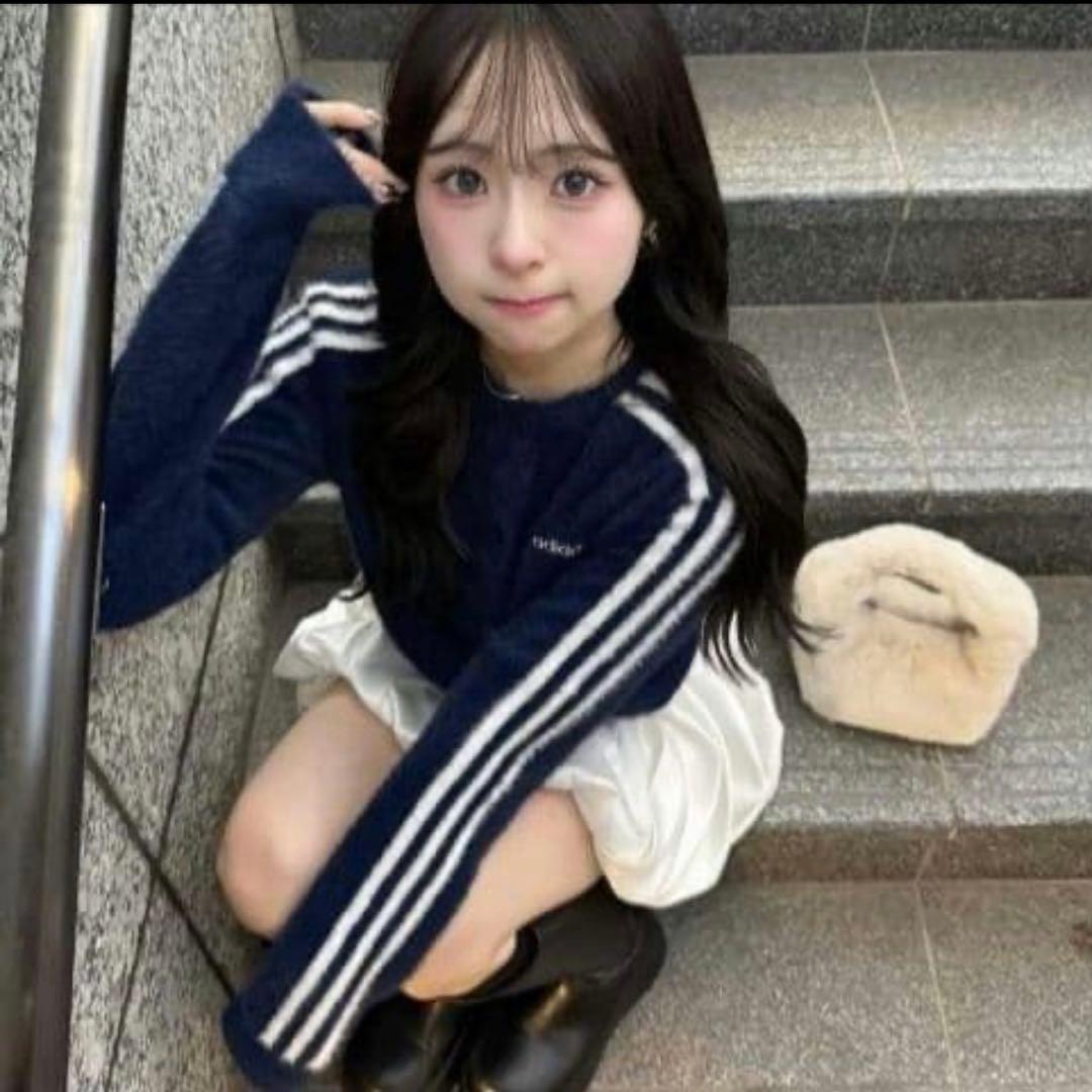 adidas originals フラッフィーニットカーディガン　サイズM