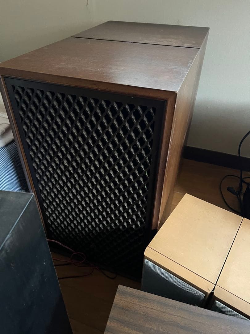 LUXMAN Victor Pioneerなど大量のアンプとスピーカー