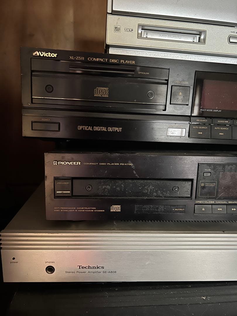 LUXMAN Victor Pioneerなど大量のアンプとスピーカー