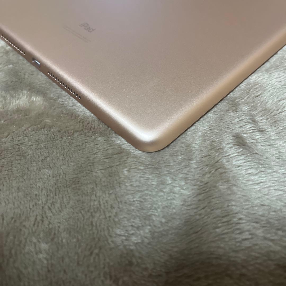 iPad 第8世代 32GB Wi-Fiモデル ピンク　美品