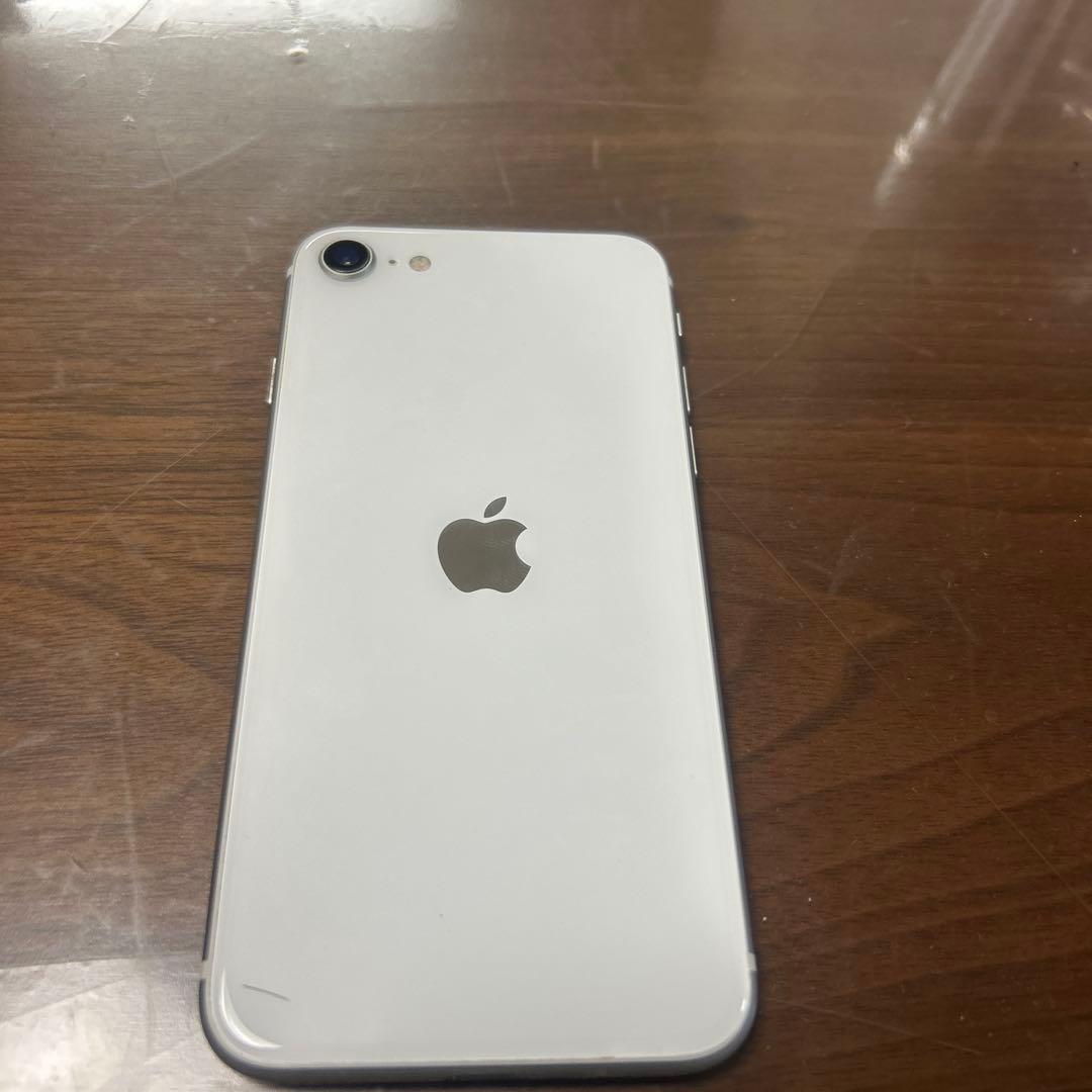 Apple iPhone SE第2世代　シルバー 本体