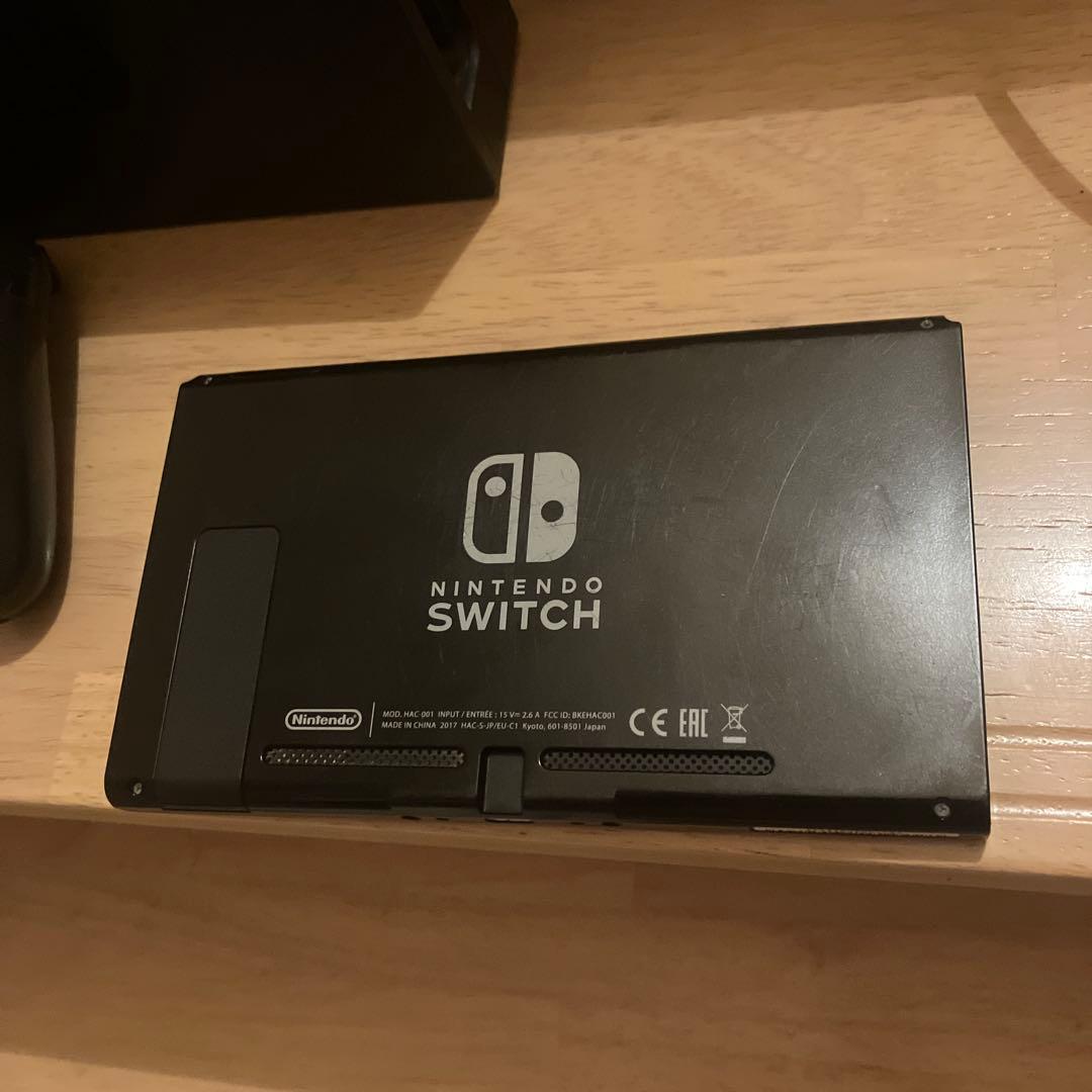ジャンク品ニンテンドースイッチ　コントローラ付き